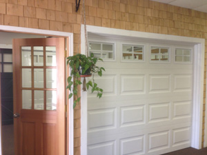 Showroom Garage Doors White