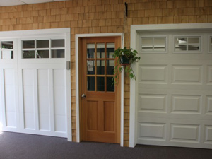 Showroom Garage Doors White | Frontview